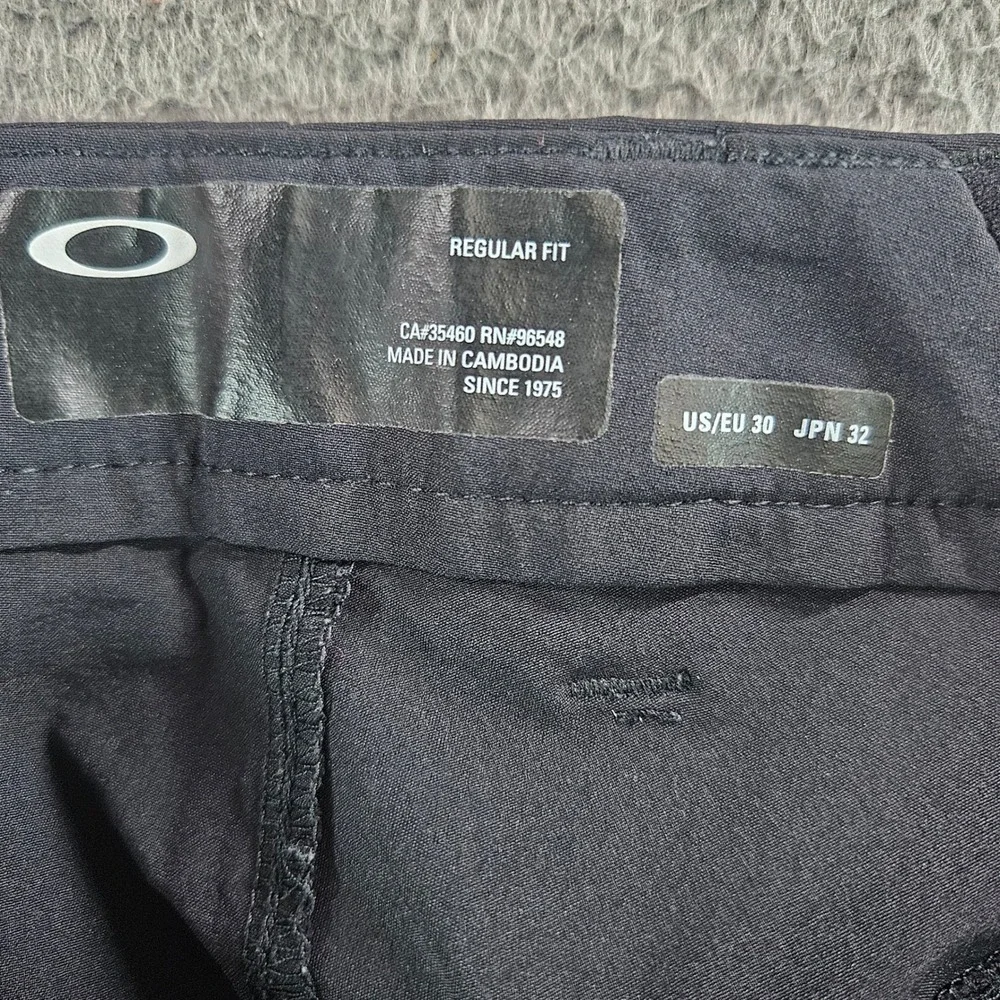 Oakley Mens‎ Regular Fit Performance Shorts Black Size 30 Hiking Golf